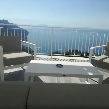 Miro , Apartmán